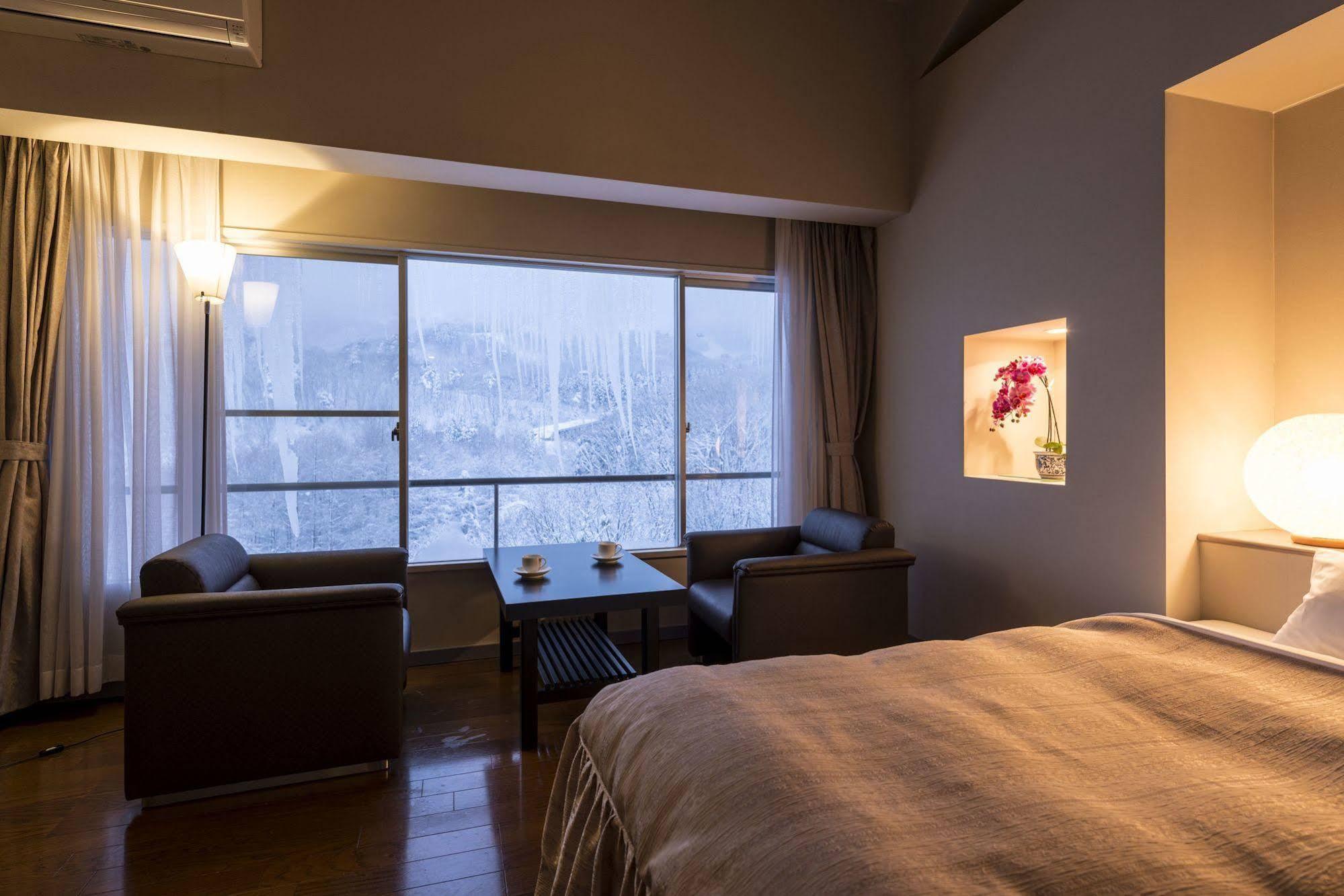 Takamiya Hotel Lucent Yamagata  Dış mekan fotoğraf